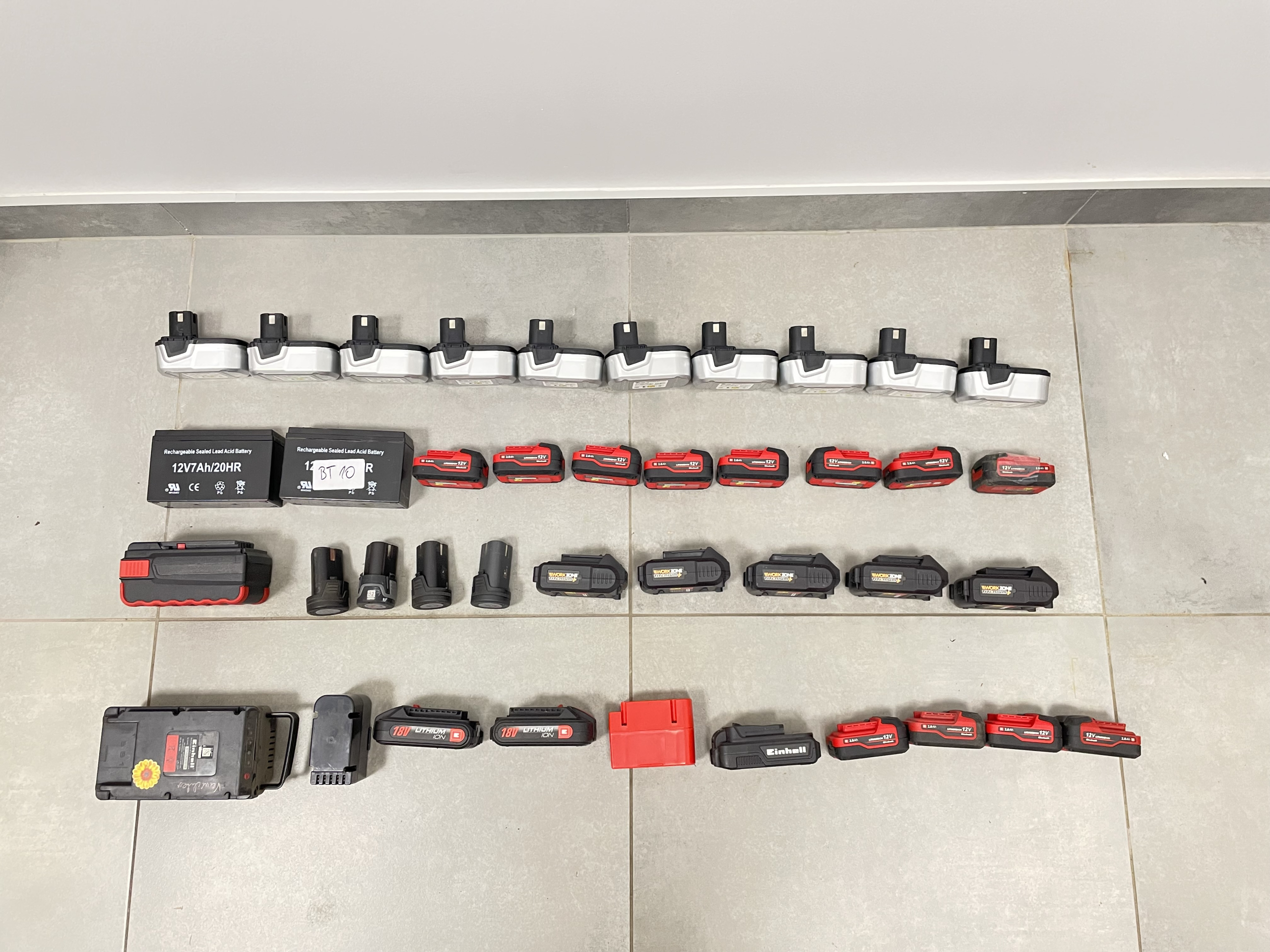 BOX 40 baterii akumulatorów Einhell MIX Zdjęcia LICYTACJA BT10