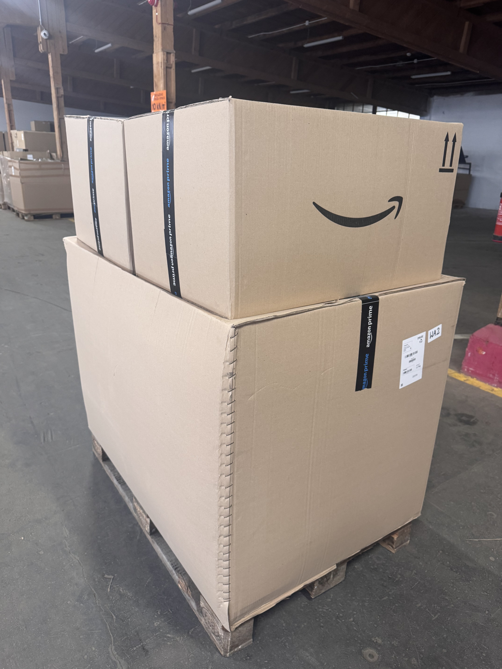 PALETA AMAZON MIX WAGA BOXY PALETY WA2 LICYTACJA