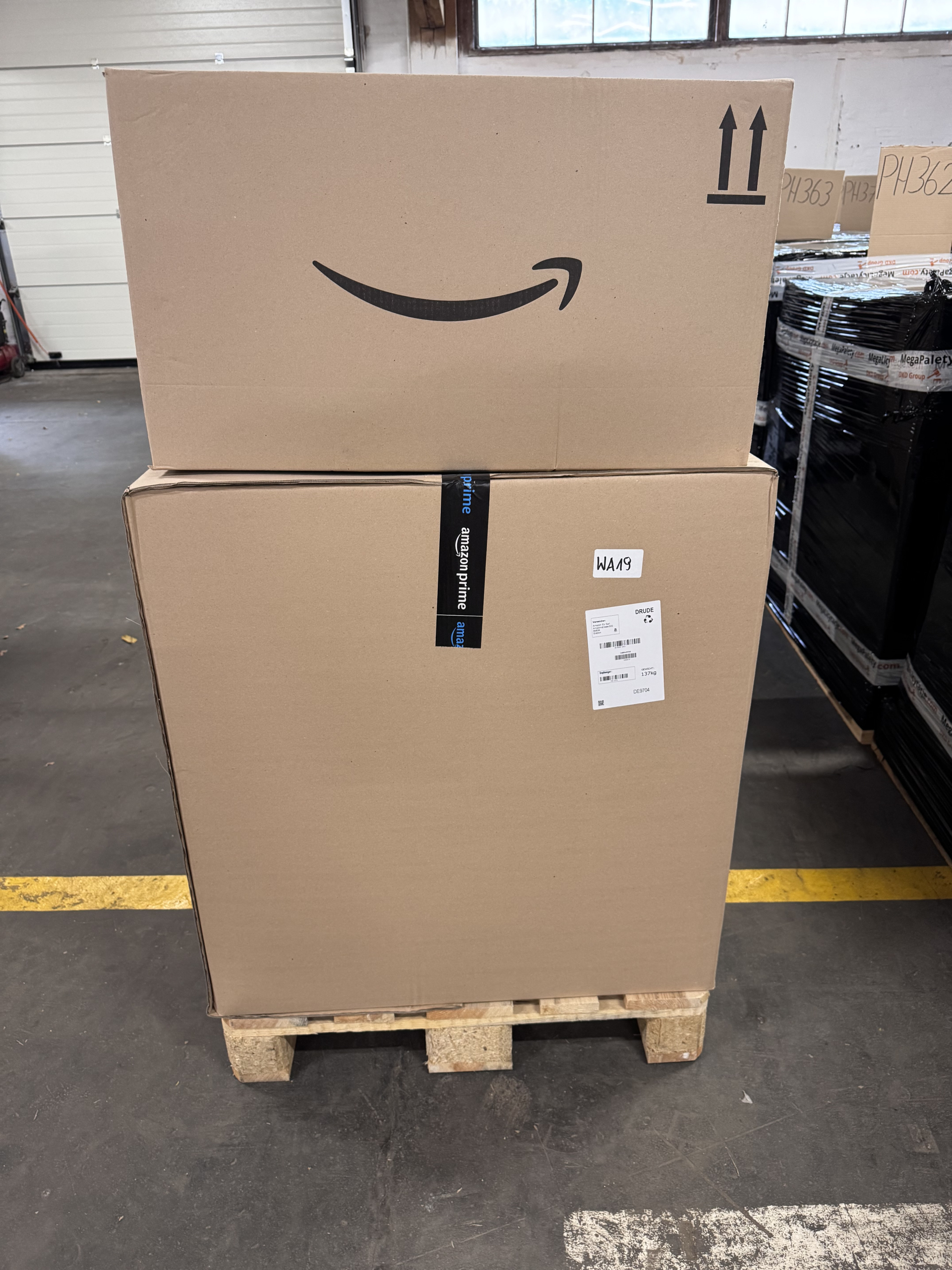 PALETA AMAZON MIX WAGA BOXY PALETY WA19 LICYTACJA