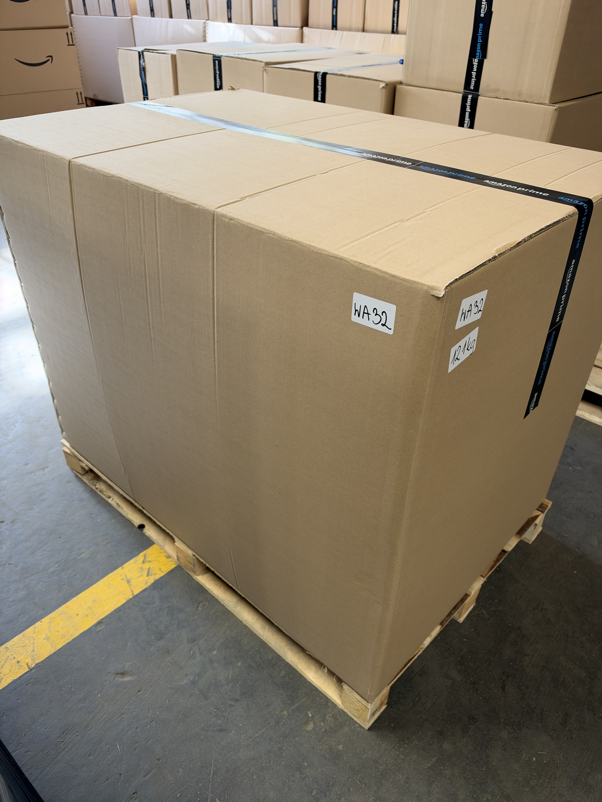 PALETA AMAZON MIX WAGA Nagranie z otwarcia PALETY WA32 LICYTACJA - obrazek 2